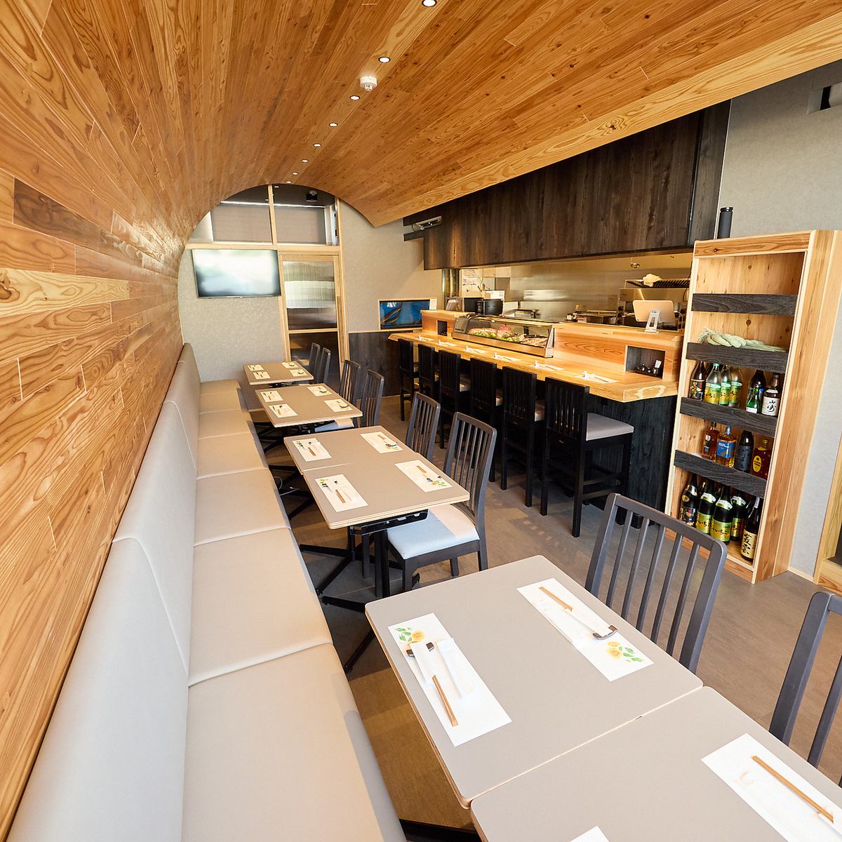当店のカウンター席で、おすすめ料理をご堪能ください♪