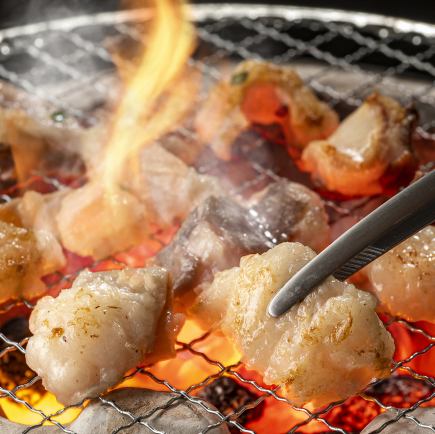 [All-you-can-eat yakiniku] ◆Affordable all-you-can-eat course◆ 100 minutes, 2,200 yen per person (tax included)