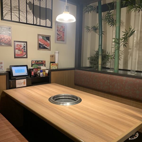 The BOX seats that are partitioned one by one have a lot of private feeling ♪ Enjoy delicious yakiniku in the lively store ◎