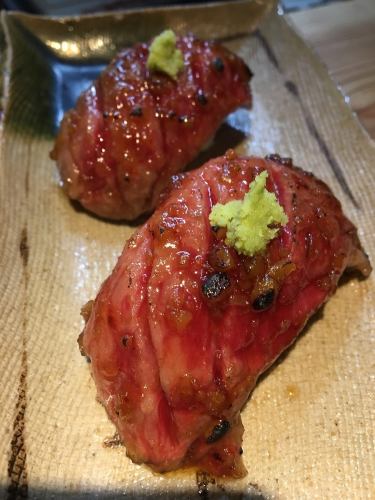 Meat sushi