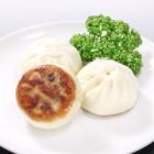 2个烤饺子