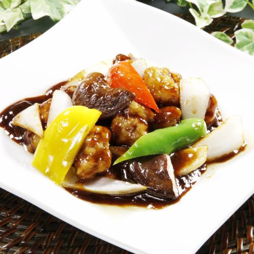 Sweet and sour pork with black vinegar