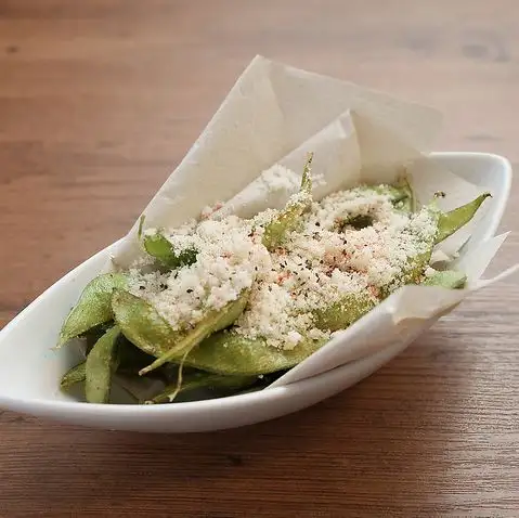 枝豆の素揚げ チーズ&ペッパー