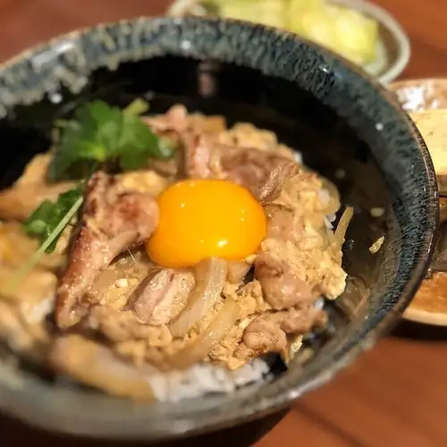 阿波尾鶏の焼鳥丼