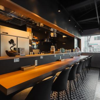 カウンター席のご用意ございます。