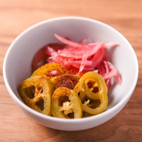 PICKED JALAPENOS / 自家製ハラペーニョのピクルス
