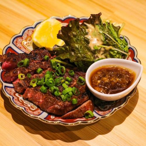牛タン炭火焼き 自家製ジャポネソース