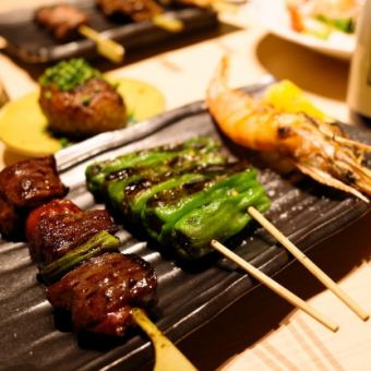 【特選コース】お品書き傑作選。三鳥名物と5種の串焼き堪能、全12品120分飲み放題付7000円コース