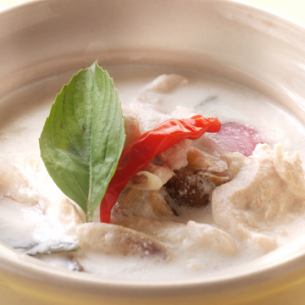 Coconut milk soup "Tom Ka Gai"