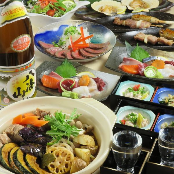 お刺身やお鍋など全8品【匠-takumi－コース】《生ビール込み120分飲み放題付き》