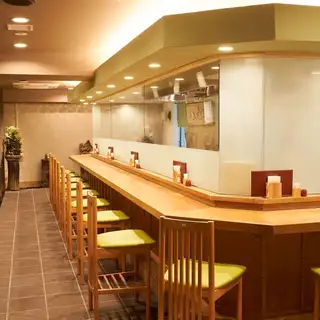 We accept inquiries regarding private venue rentals for groups of 15 or more.There are a total of 22 seats.Please feel free to contact us regarding banquets, parties, and other events.