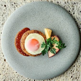 平日限定 ～メイン：ハンバーグステーキ 川崎市もりもり卵の目玉焼き～+ハーフブッフェ 12：00～