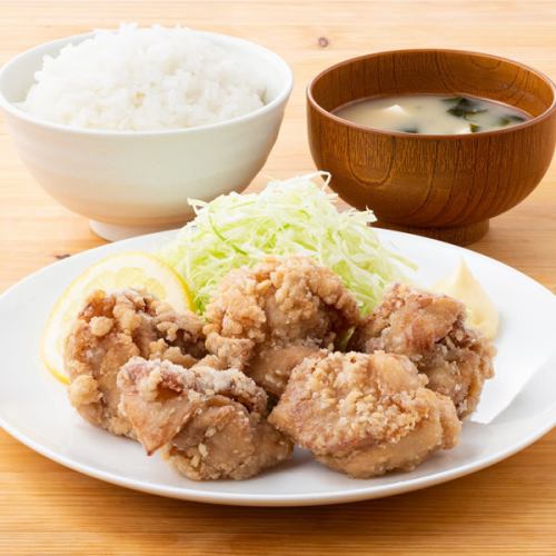 自慢の味!!若鶏の唐揚げ