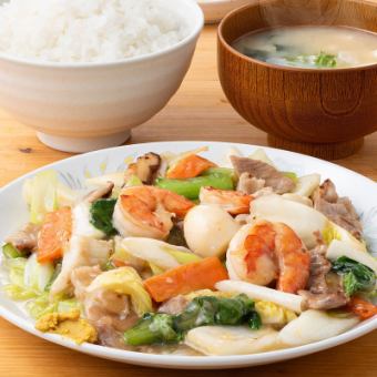 ＜月＞八宝菜