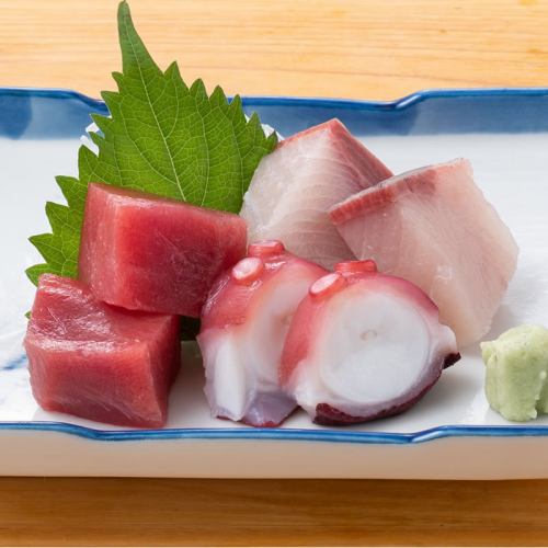 サービス鮮魚 三点盛り