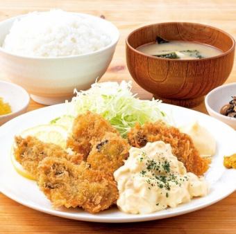 【人気】カキフライ定食