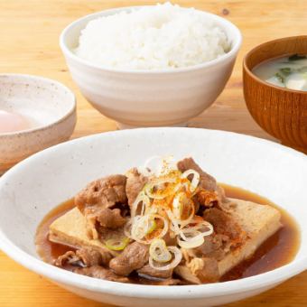 ＜特選定食：金＞牛肉豆腐定食(温泉玉子付き)