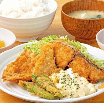 [大満足]鱈と春野菜のフライ定食