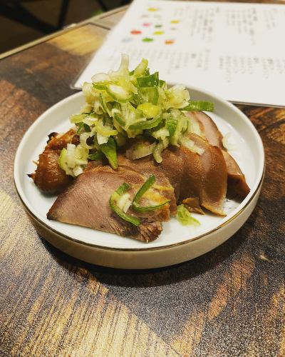 Smoked pork tongue with salt and green onions