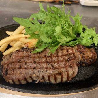 国産牛のステーキ（200グラム）