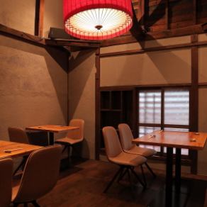 2階席は8名から貸切可能。12名以上は要相談。