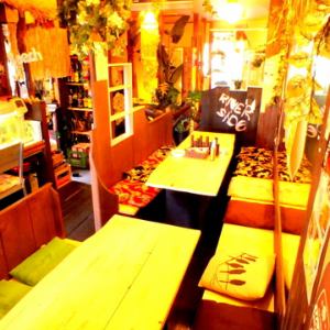 大人数でも使いやすいです！8人席を2卓