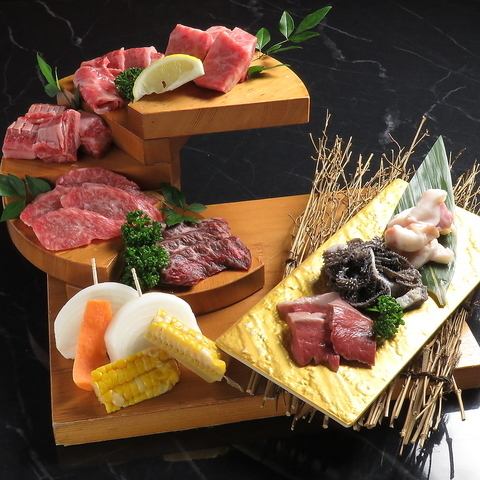 Enjoy the finest Japanese black beef A4, A5 rank and fresh domestic hormones at a reasonable price
