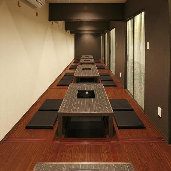 Digging seat of 【complete private room】 which can be used up to 24 people.Organizations can also make reservations for large groups such as various banquets, entertainment, welcome party, farewell party, year-end party, New Year's party.
