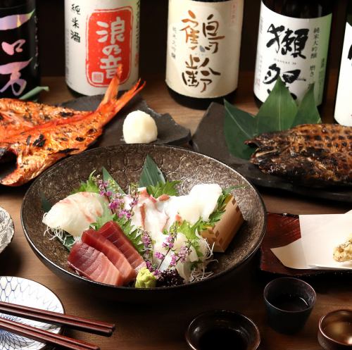 Sake that matches the seasonal ingredients is available to the staff ♪
