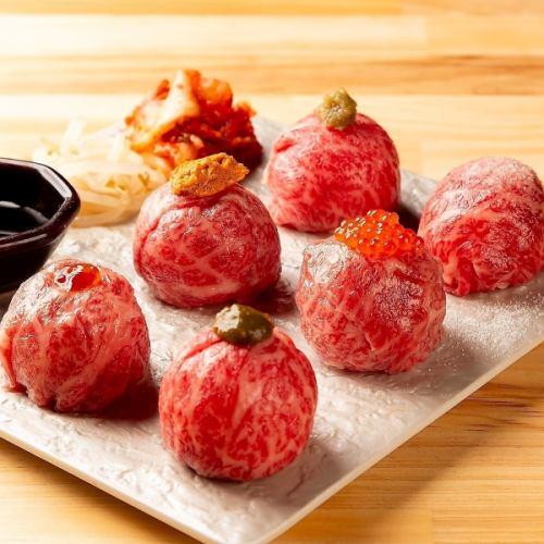 むにオリジナル　ついつい食べ過ぎてしまう一口サイズの『肉手毬寿司』