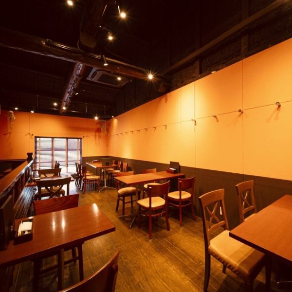 [2F☆Private] Atmosphere◎We have a spacious private room where you can enjoy a banquet for around 25 to 30 people! Perfect for year-end and New Year parties♪ Courses with up to 3 hours of all-you-can-drink start from 5,000 yen