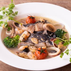 White fish aqua pazza