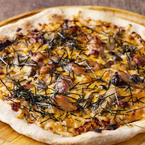 照り焼きチキンのピザ