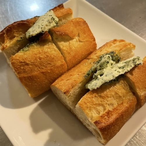 ガーリックトースト