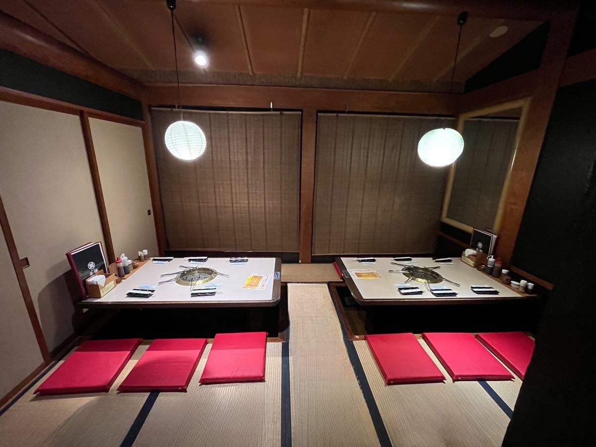 完全個室12名でご利用可能な個室がございます