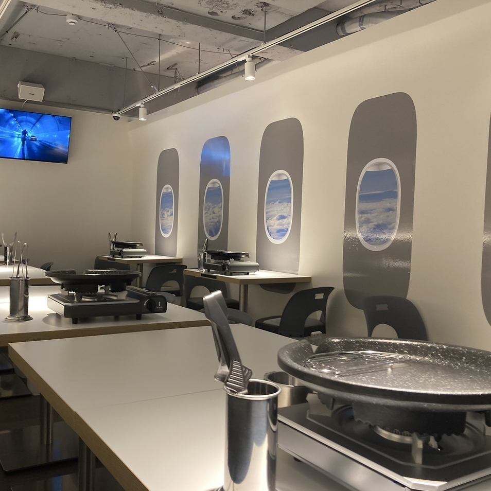 写真映えするフォトゾーンや座席で旅気分を満喫♪