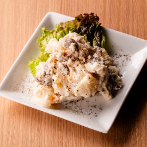 特製ポテトサラダ