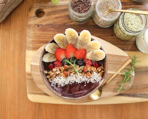 A special acai bowl that has traveled the world