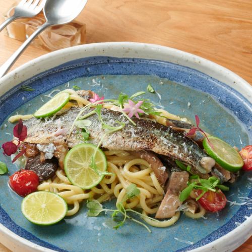 『モチモチ食感に虜。選べる13種の自家製生パスタ』