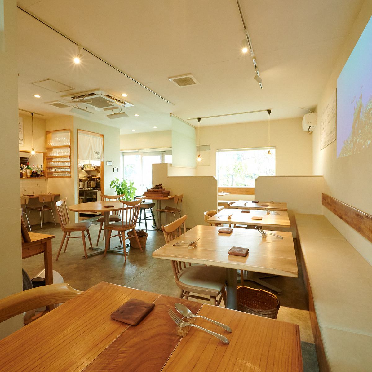 絶品の自家製パスタに、前菜やデザートをお楽しみいただけます。