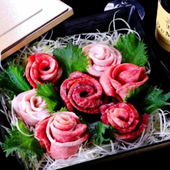 For a special night...a first-class hospitality.Comes with specially selected MEAT FLOWER BOX [also for anniversaries and birthdays♪]
