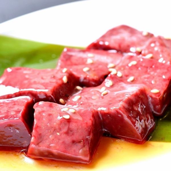 Because it is so popular, the number is limited! The freshness that you will never forget once you eat it! The domestic beef liver is also an excellent dish.
