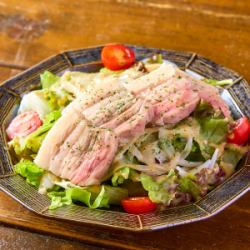 蒸し豚サラダ