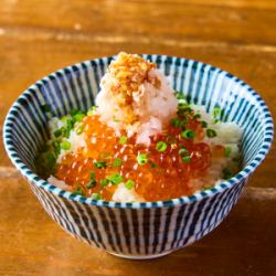 イクラ鬼おろし丼