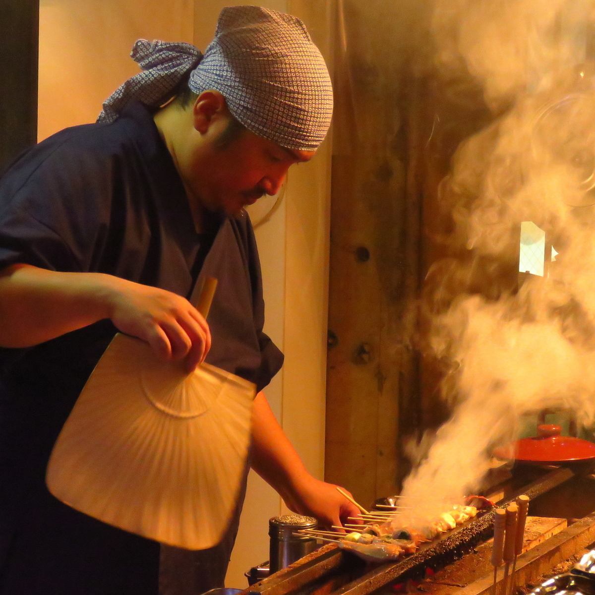 拘りの炭火焼き鳥が味わえる大衆酒場♪焼き鳥酒場かすみ！