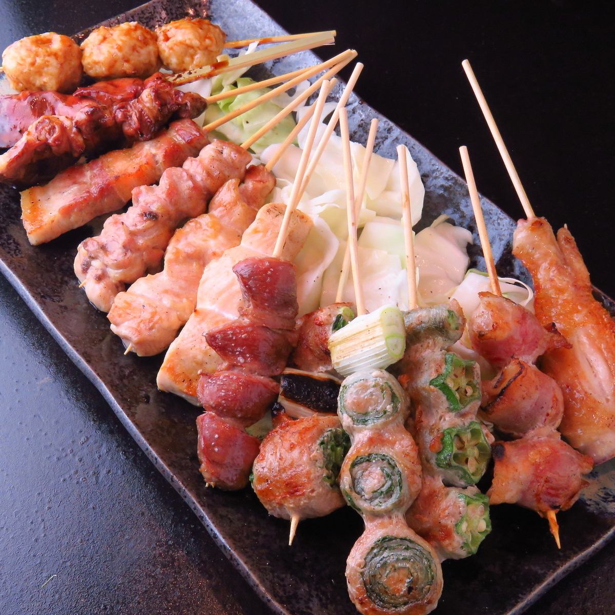 おひとり様も大歓迎♪拘りの炭火焼き鳥が味わえる大衆居酒屋！