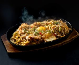 Meat fried noodles