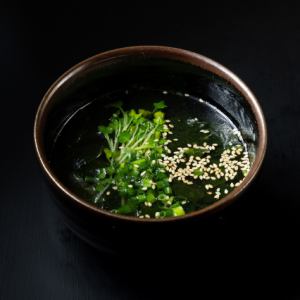 Wakame soup