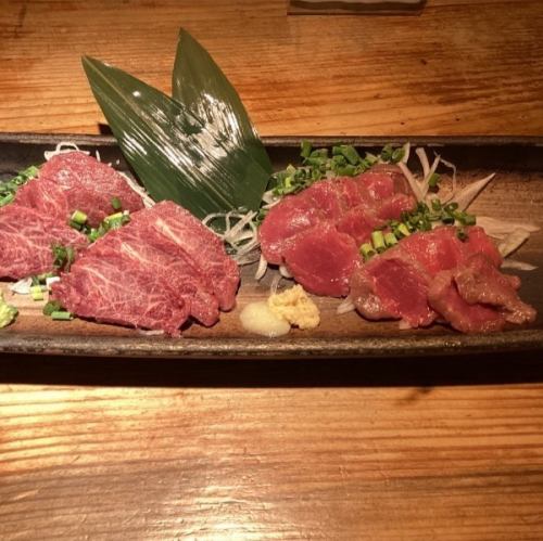 馬刺し盛り合わせ