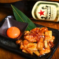 숯불 구이 새의 고차 모듬